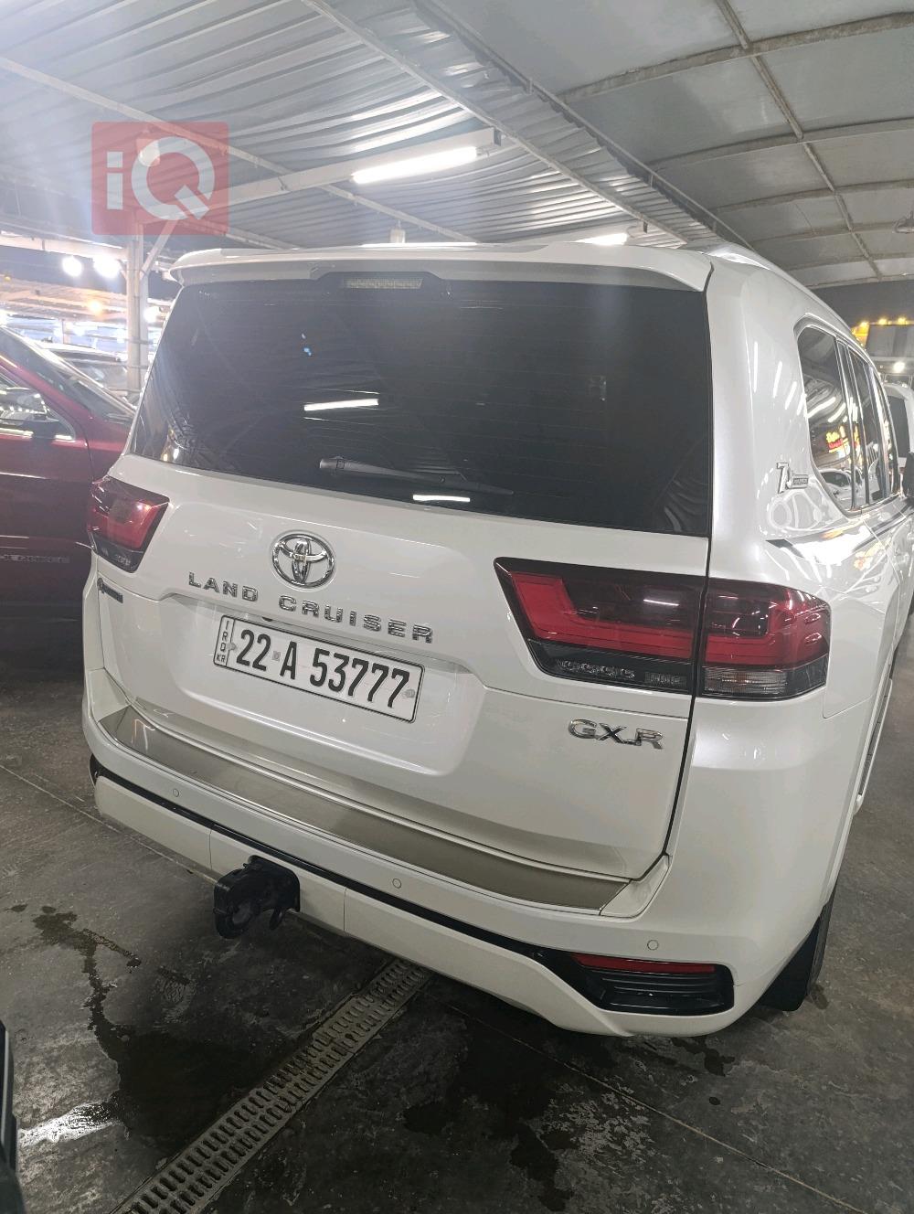 Toyota Land Cruiser